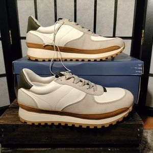 Universal Thread Maria Sneakers Tan Size 5 & 5 1/2